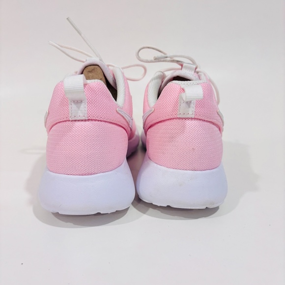 NIKE Roshe One Pink Sports Shoes - Picture 10 of 13